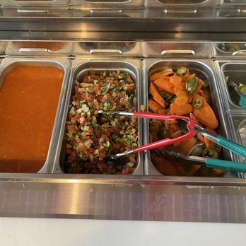 Aldanbertos Mexican Food - Salsa bar - Salad Near Me - Spring, Texas