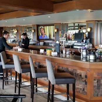 Chart House - Seafood Near Me - Portland, Oregon Chart House - Seafood Near Me - Portland, Oregon