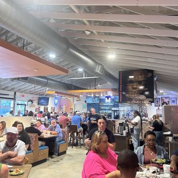 Team Ten - Restaurant inside area - Burgers Near Me - Pearl, Mississippi Team Ten - Restaurant inside area - Burgers Near Me - Pearl, Mississippi