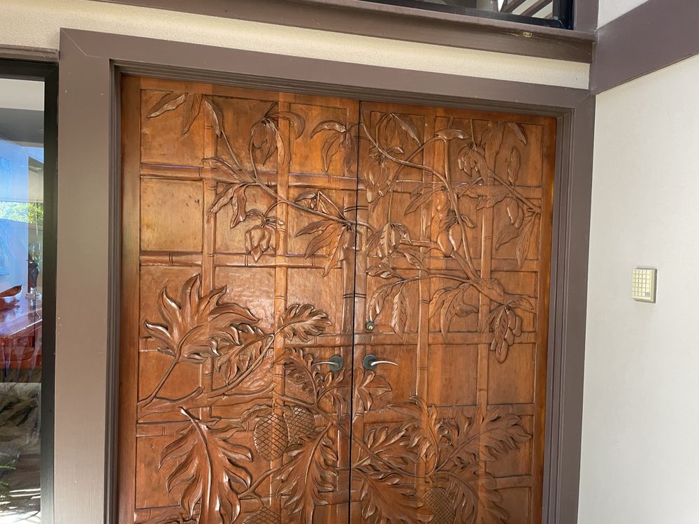 Slide of Hana Ho Painting