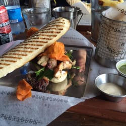 La Maestranza - Tentacular: sándwich de pulpo!