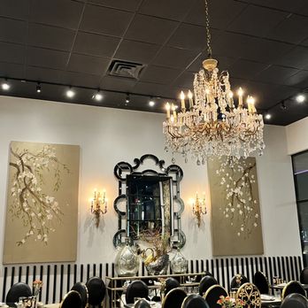 Miri's Kitchen - Interior ambiance - Persian/Iranian Near Me - Houston, Texas Miri's Kitchen - Interior ambiance - Persian/Iranian Near Me - Houston, Texas