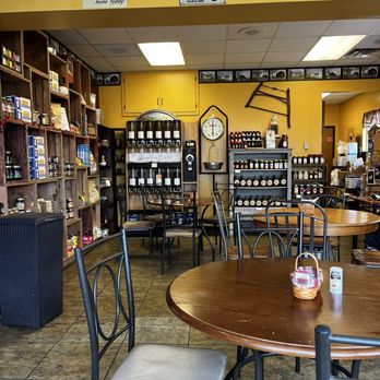 Myers' Market - Cafe to grab a sandwich or soup - Meat Shops Near Me - Greencastle, Indiana