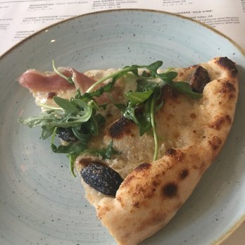 Sixty Vines - Fig & prosciutto pizza - New American Near Me - Plano, Texas