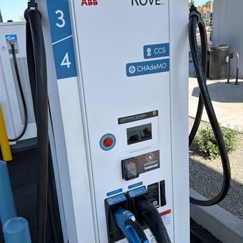 Rove Charging Station - Convenience Stores Near Me - Costa Mesa, California Rove Charging Station - Convenience Stores Near Me - Costa Mesa, California