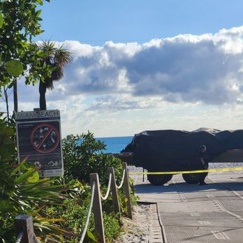 36th Street Park - Atlantic Ocean and the beach - Parks Near Me - Miami Beach, Florida