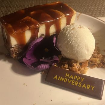 Hot Tin Roof - Caramel Apple Cheesecake - Seafood Near Me - Key West, Florida