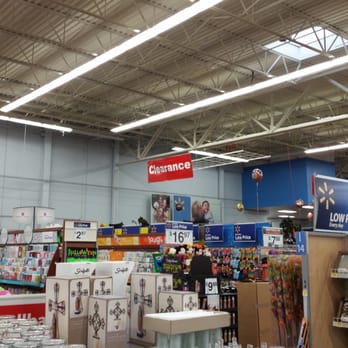 Walmart Supercenter - Clearance isle - Department Stores Near Me - Arlington, Texas Walmart Supercenter - Clearance isle - Department Stores Near Me - Arlington, Texas