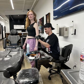 MD Tattoo Studio - Set up. - Tattoo Near Me - Thousand Oaks, California MD Tattoo Studio - Set up. - Tattoo Near Me - Thousand Oaks, California