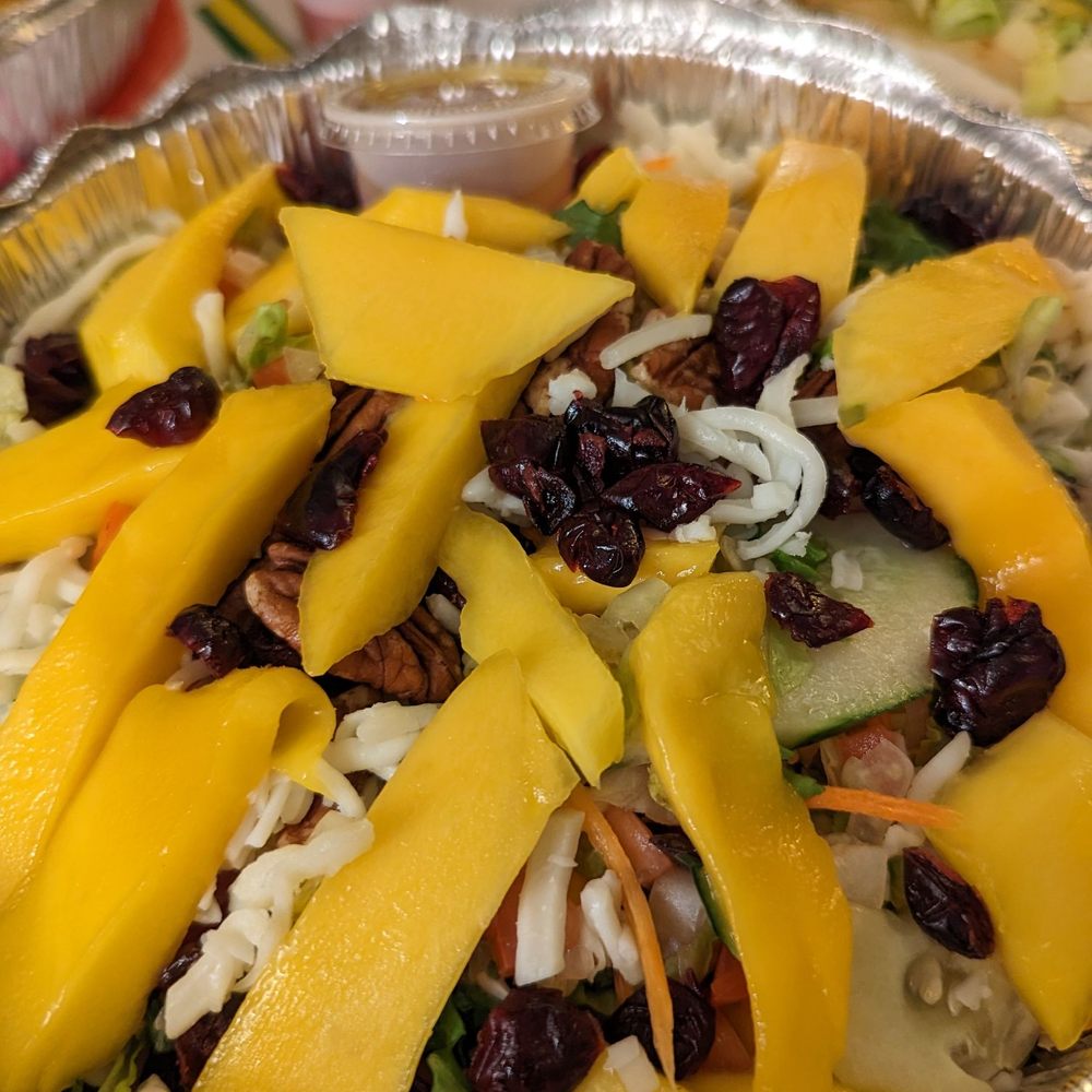 El Huarache - Mango salad, must try!! So delicious and refreshing - Mexican Near Me - Queens, New York