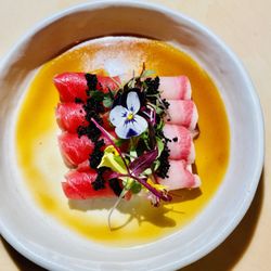 Haruno Japanese Sushi Bar & Grill - Sashimi