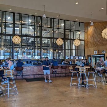 Pinthouse Brewing - Inside bar area - Brewpubs Near Me - Austin, Texas