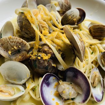 Sociale - Scallion Linguini And Clams - Italian Near Me - San Francisco, California Sociale - Scallion Linguini And Clams - Italian Near Me - San Francisco, California