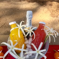 Kauai Couples Massage - We love the champagne Kauai juice add-on package!