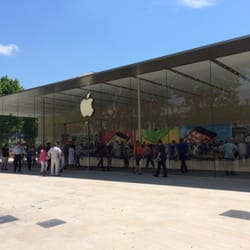 Apple Store - En direct de l'ouverture de l'apple Store Aix en Provence!