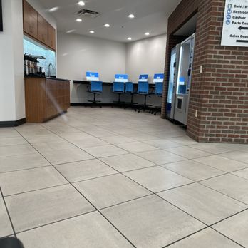 Roush Honda - Service is packed! - Car Dealers Near Me - Westerville, Ohio Roush Honda - Service is packed! - Car Dealers Near Me - Westerville, Ohio
