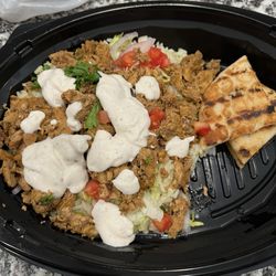 PITA Mediterranean Street Food - Fairburn - Chicken shawarma bowl