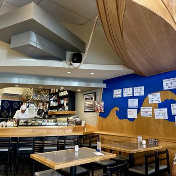Maguro-Ya - Inside - Japanese Near Me - Honolulu, Hawaii