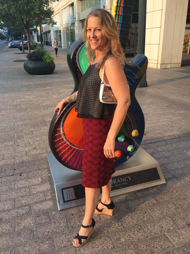 MIA ROLDAN AUSTIN RESIDENTIAL REAL ESTATE 5025 Rd, Austin