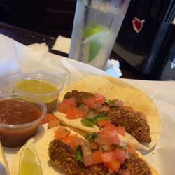 Rocky's American Grill - Avocado tacos