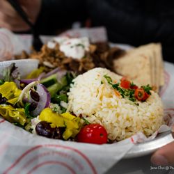 PITA Mediterranean Street Food - Smyrna - Gyro platter