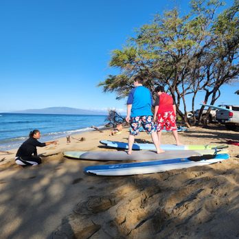 Maui Waveriders Lahaina - Surfing Near Me - Lahaina, Hawaii