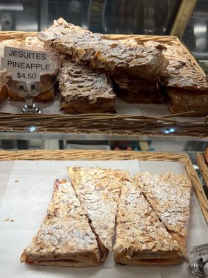 Boulangerie Pierre & Patisserie by null