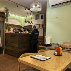 Mai’s Vietnamese Restaurant