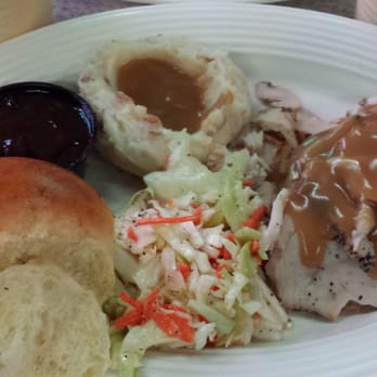 Flo's V8 Cafe - Citrus turkey breast with old fashioned gravy ($11.49) - Cafes Near Me - Anaheim, California