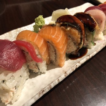 Shiro's - Rainbow Roll - Sushi Bars Near Me - Seattle, Washington