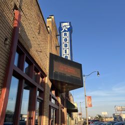 Rodeo Cinema