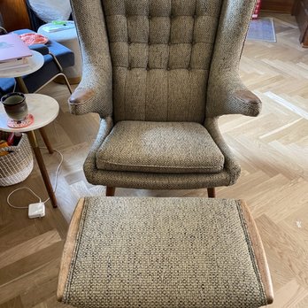 Burchell Upholstery - Furniture Reupholstery Near Me - Chicago, Illinois