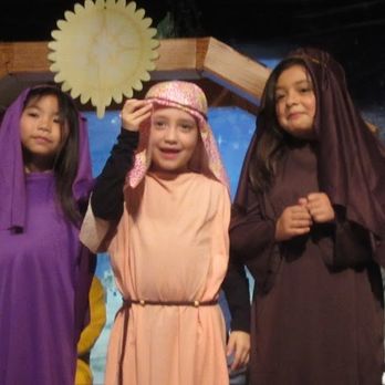 Holy Trinity School - Christmas Pageant - Elementary Schools Near Me - Los Angeles, California