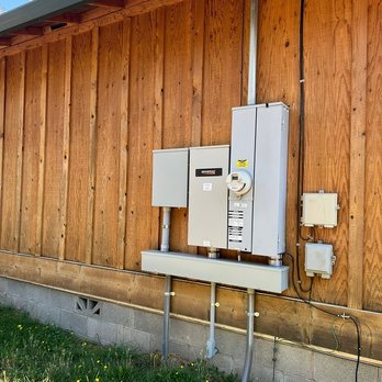Double J Electric - Electricians Near Me - Grants Pass, Oregon