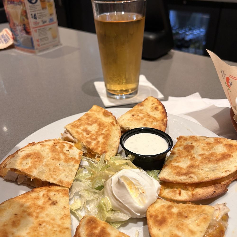Chili's - Quesadilla - Bars Near Me - Newark, Delaware Chili's - Quesadilla - Bars Near Me - Newark, Delaware