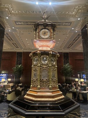 Peacock Alley by null