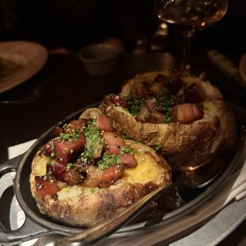 4 Charles Prime Rib - Steakhouses Near Me - New York, New York 4 Charles Prime Rib - Steakhouses Near Me - New York, New York