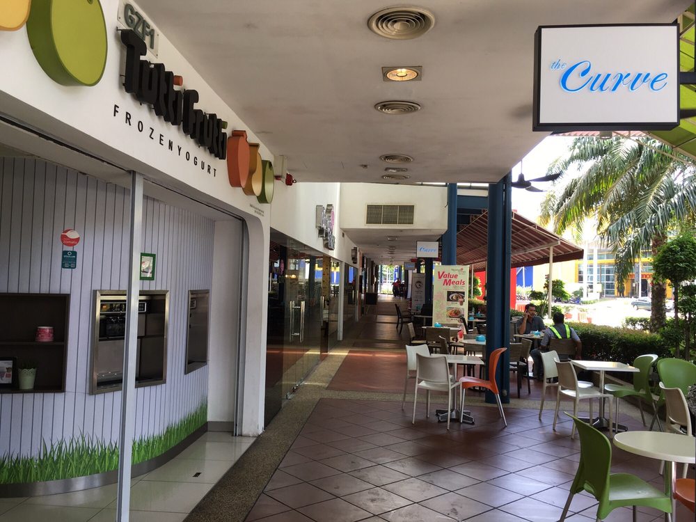 The Curve Shopping Mall