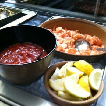 8 Block Kitchen & Bar - Fresh boiled shrimp and cocktail sauce on lunch buffet - Buffets Near Me - New Orleans, Louisiana