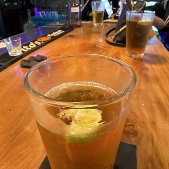 Brody's Restaurant - Barbeque Near Me - Sacramento, California