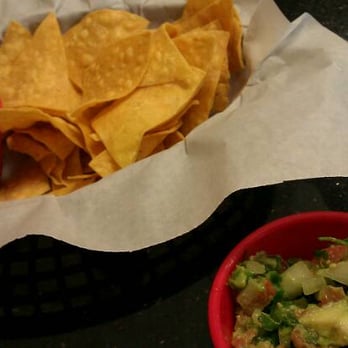 Taqueria Veronica - Chips, salsa, and guacamole - Mexican Near Me - Yuba City, California Taqueria Veronica - Chips, salsa, and guacamole - Mexican Near Me - Yuba City, California