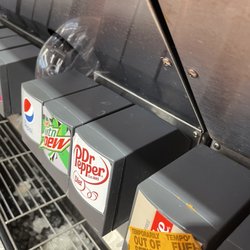 QuikTrip - I am so glad they got the ice machine cleaned up. It looks nice and clean now.