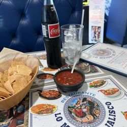 Lo Mejor De Jalisco - Chips and salsa with a Mexican coke