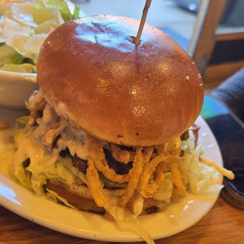 Plank Craft Kitchen & Bar - Truffle burger - American Near Me - Folsom, California