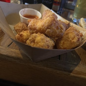 Camino - The best cheese curds - American Near Me - West Allis, Wisconsin Camino - The best cheese curds - American Near Me - West Allis, Wisconsin