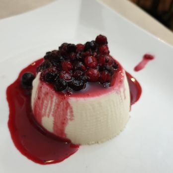 Il Peperoncino - Panacotta - Italian Near Me - Pisa, PI