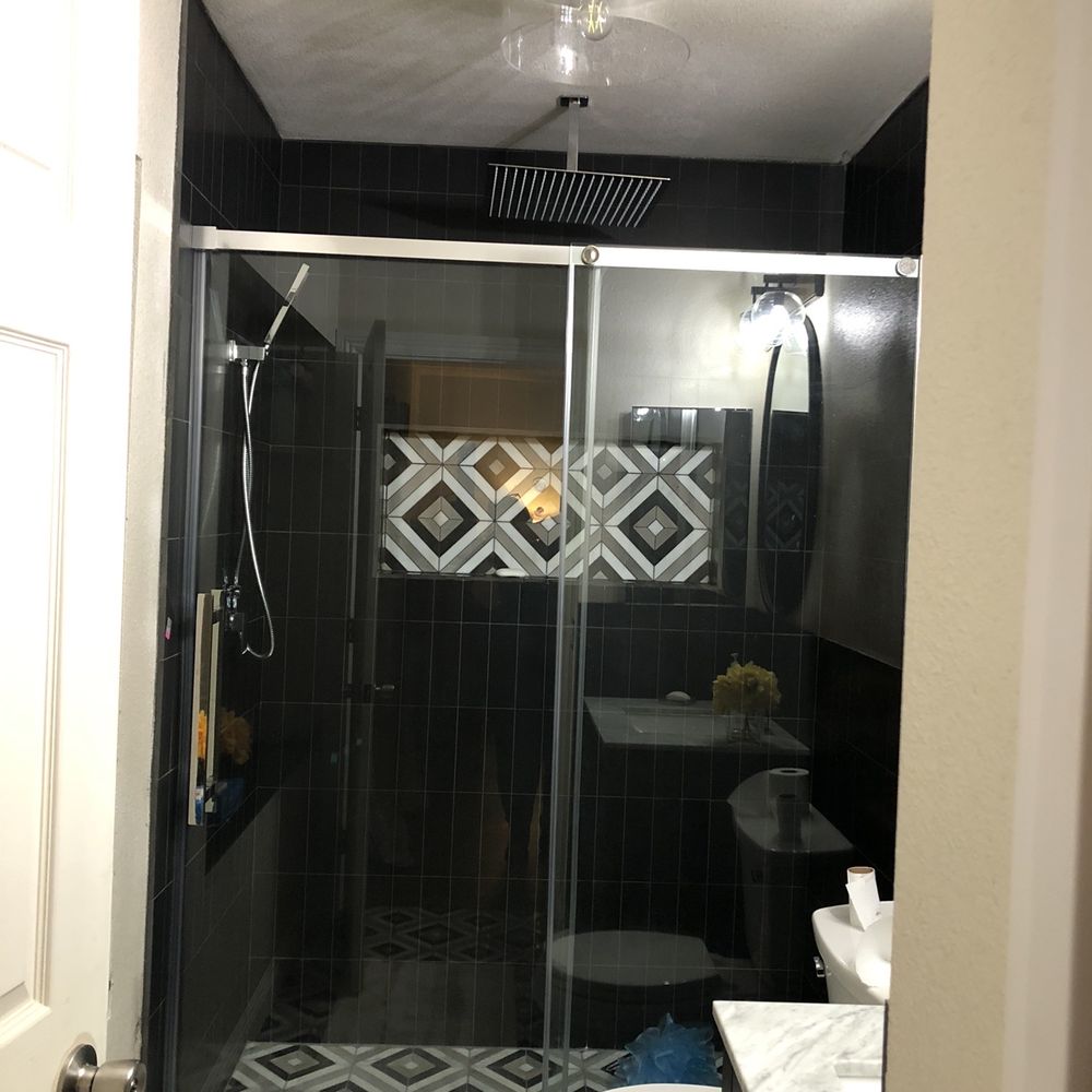 M Hearn Electric - Master bathroom. - Electricians Near Me - Moreno Valley, California M Hearn Electric - Master bathroom. - Electricians Near Me - Moreno Valley, California