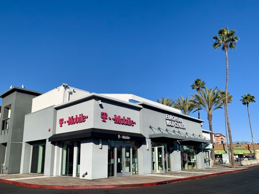 The Shops at La Jolla Village by null