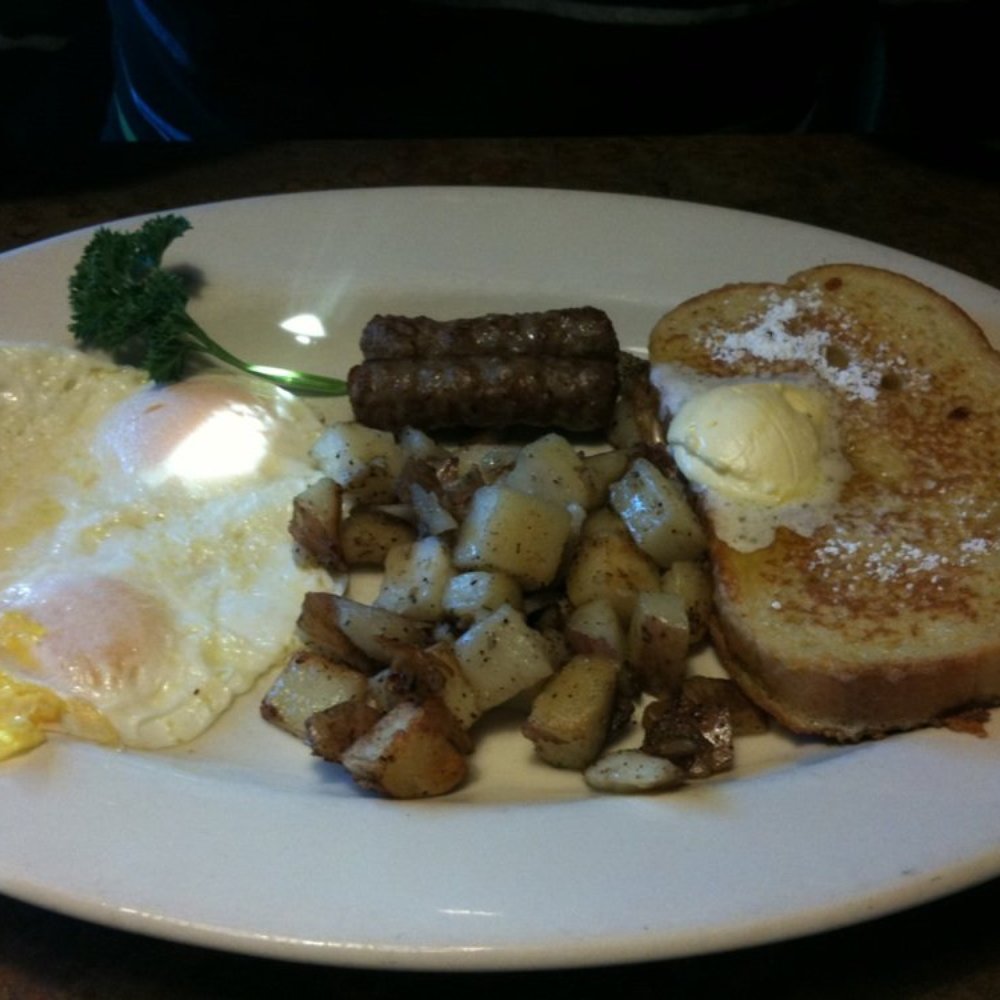 Huckleberry's - French toast combo - Breakfast & Brunch Near Me - Fairfield, California Huckleberry's - French toast combo - Breakfast & Brunch Near Me - Fairfield, California