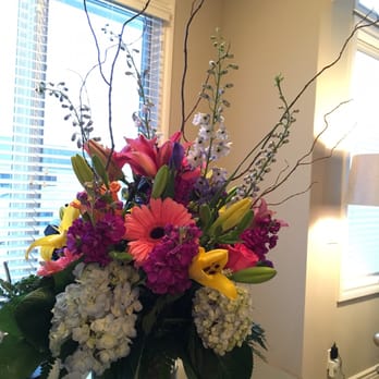 Piccolo’s Florist - Incredibly beautiful arrangement - Florists Near Me - Omaha, Nebraska